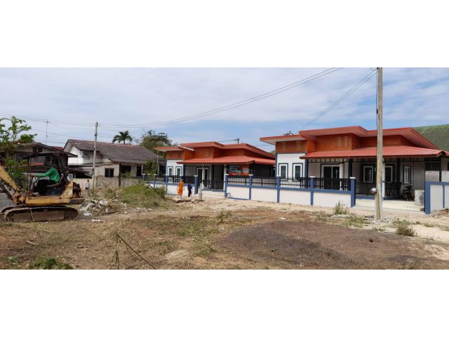 ขายบ้านพร้อมที่ดิน / ที่ดินเปล่า