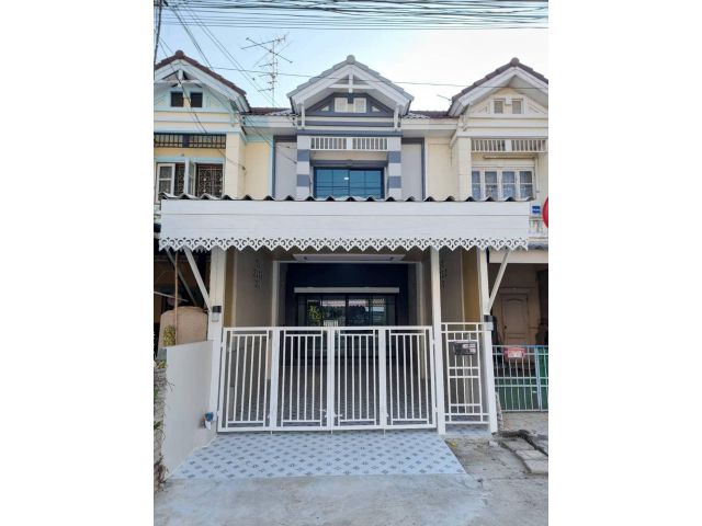 ขายบ้าน ทาวน์เฮ้าส์ รีโนเวท พร้อมอยู่ ปิยวรารมย์ เฟส3 บ้านกล้วย-ไทรน้อย