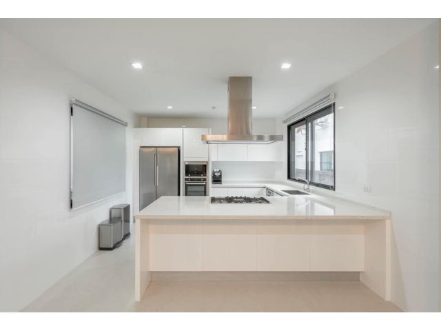 53-CTYK  วรารมย์พรีเมี่ยมแก้วรัฐ  062-3811707 หยก