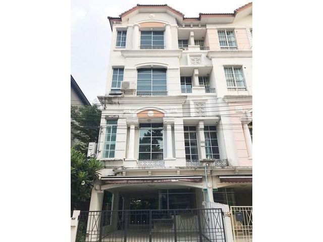 ให้เช่าทาวโฮม บ้านกลางเมืองพระรามเก้า-ลาดพร้าว