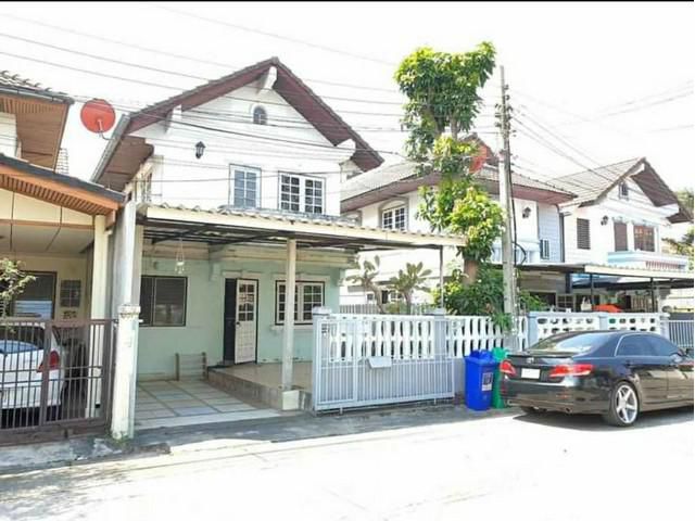 ให้เช่าบ้านแฝด หมู่บ้านโกรเด้นเพลช วัชรพล บางเขน