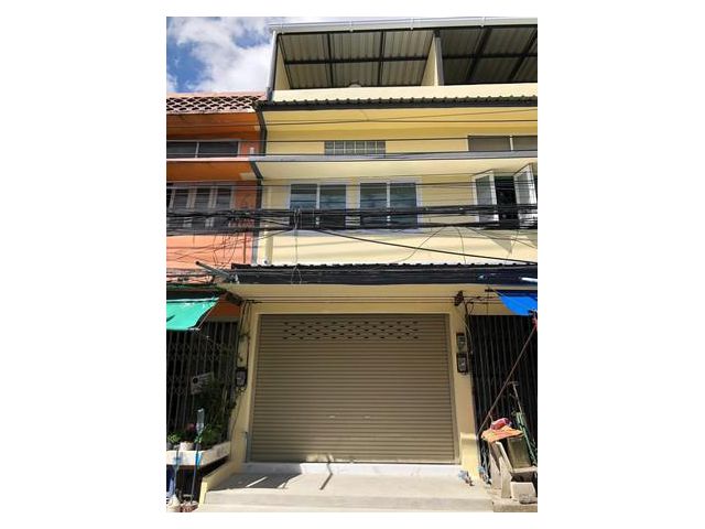 ให้เช่าอาคารพาณิชย์ 2 ชั้น ซอยปรีดีพนมยงค์2