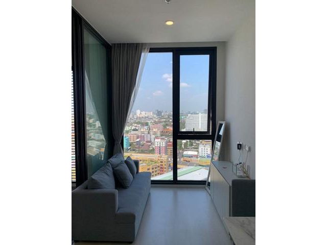 Mazarine Ratchayothin for Rent next to BTS Ratchayothin