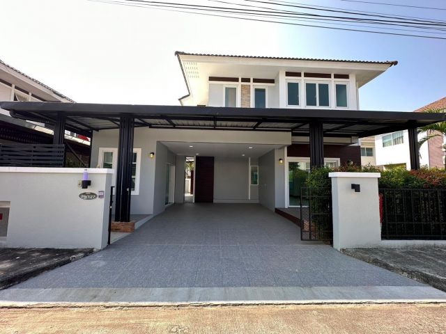 ขายบ้านในหมู่บ้านอรสิริน 6 บ้าน 2 ชั้น  เพียง 4.2