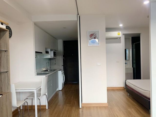 ให้เช่าคอนโด The NIMMANA Chiangmai ชั้น 8 วิวสระ