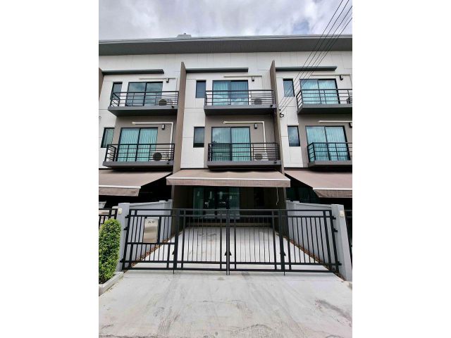ให้เช่าทาวน์โฮม บ้านกลางเมือง รามอินทรา