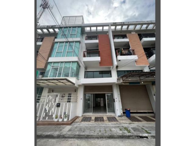 ให้เช่าอาคาร3.5 ชั้น The Village ปัญญา-รามอินทรา