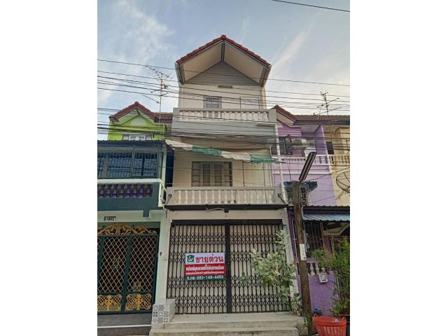 ขายทาวน์เฮ้าส์ หมู่บ้านสินทวี บางมด พระราม 2 กทม.