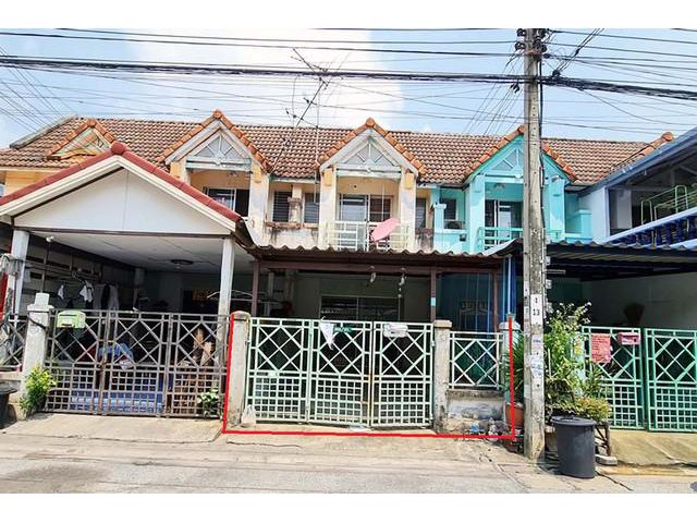 บ้านทาวน์เฮ้าส์ โครงการพูนสินธานี 3 เคหะร่มเกล้า