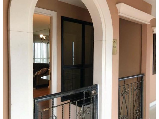 ให้เช่าคอนโด เดอะ เครสท์ พหลโยธิน 11 ย่านอารีย์