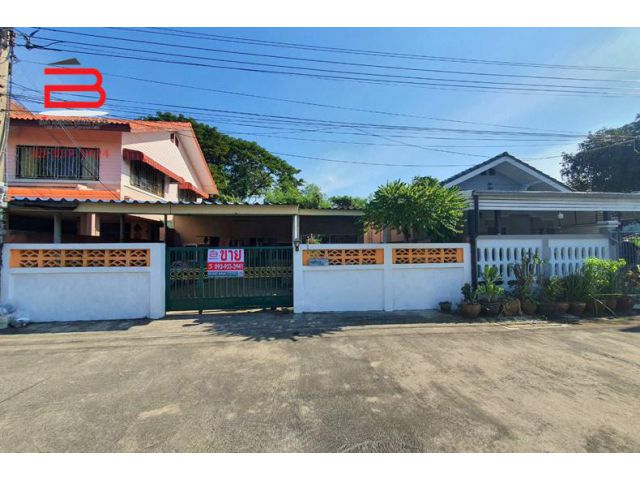 บ้านแฝด หมู่บ้าน บัวขาว เนื้อที่ 40 ตรว. ถนน รามคำแหง เขตมีนบุรี