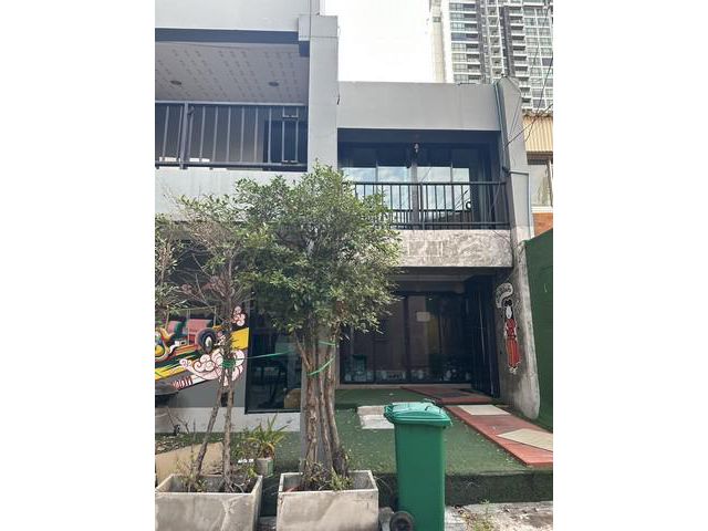 [F283]ทาวน์โฮม สุขุมวิท30 ใกล้BTSพร้อมพงษ์