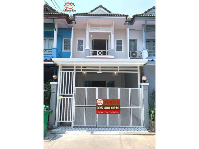 ทาวน์เฮ้าส์ 2 ชั้น พื้นที่ 17 ตร.ว. ตกแต่งใหม่พร้อมอยู่ #หมู่บ้านดิเอมเมอรัลด์พาร์ค2