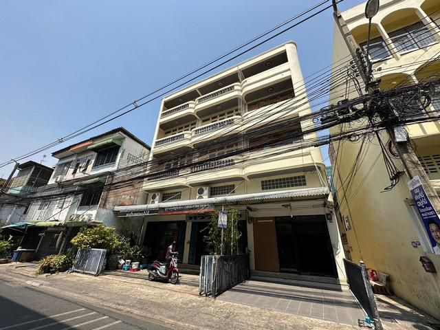 อาคารพาณิชย์ 4.5 ชั้ย ซ.จรัญสนิทวงศ์ 65 MRT สิรินธร เขตบางพลัด