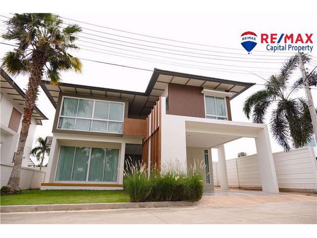 ขาย - บ้านเดี่ยว 2 ชั้น 3 ห้องนอน ทรอปิคอลวิลเลจ 2