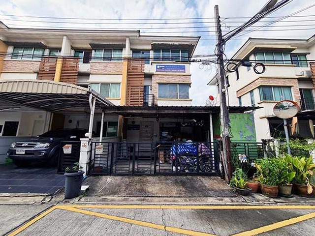 ขายทาวน์เฮ้าส์ 3 ชั้น โครงการทาวน์พลัส ลาดพร้าว 101