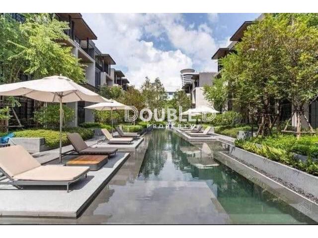 TownHome Quarter 31 MRT Phetchaburi rent 250k