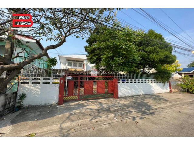 บ้านเดี่ยว ซอยลาดพร้าว 87 แยก 14 เนื้อที่ 63.6 ตรว.ถนนลาดพร้าว เขตบางกะปิ