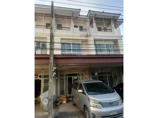 ให้เช่าทาวน์โฮม 3 ชั้น ซอยลาดพร้าว 31