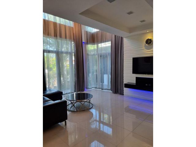 ขายบ้าน The Gallery House ลาดพร้าว 1  70.2 ตรว 4 น