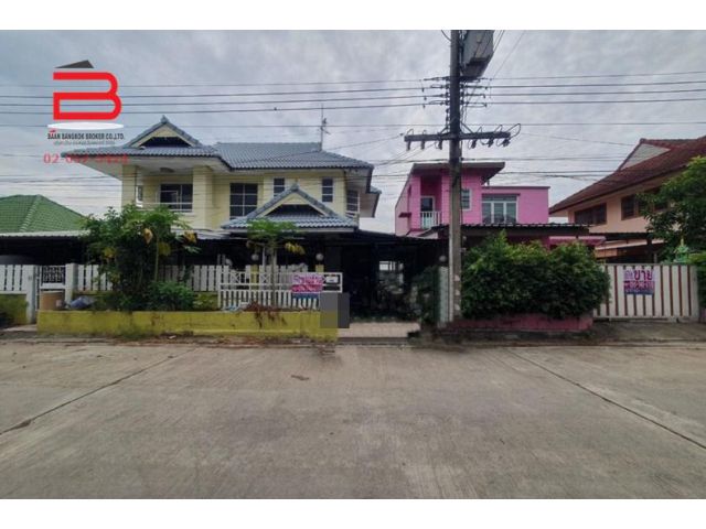 บ้านเดี่ยว (2 หลัง) หมู่บ้าน สินสมบูรณ์-คลอง 8 เนื้อที่ 66 ตรว. ถนนลำลูกกา อ.ลำลูกกา ปทุมธานี