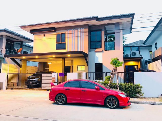 #ขายขาดทุนเป็นล้าน  #ขายบ้านเดี่ยว 2 ชั้น หมู่บ้านซีรีน Zerene เพชรเกษม-พุทธมณฑลสาย 3 พื้นที่ 54.4 ตารางวา พื้นที่ใช้สอย