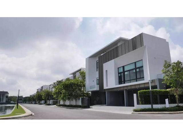 ขายบ้าน Nantawan Rama 9- Srinakarin 127 ตรว.4 นอน