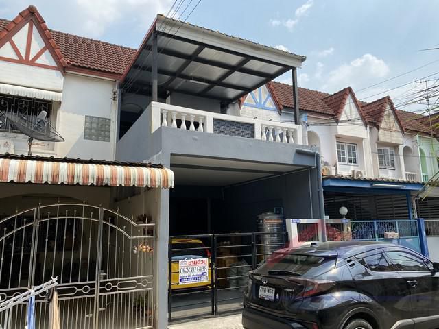 ขายทาวน์เฮ้าส์ Renovate แล้ว ม.บ้านเอื้องหลวง วัดชลอ บางกรวย นนทบ