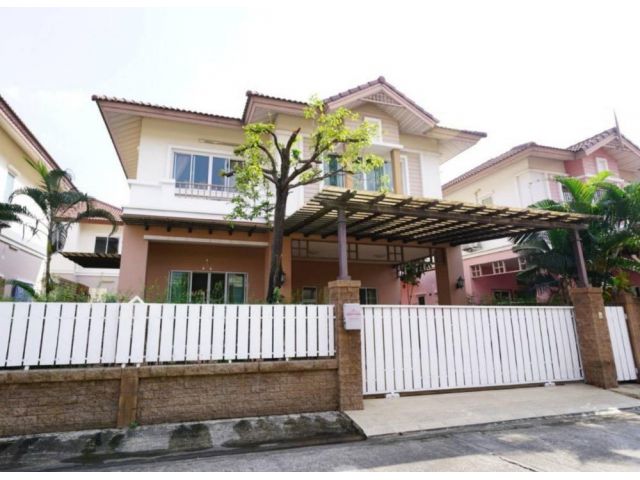 ให้เช่า บ้านเดี่ยว 2 ชั้น หมู่บ้านเดอะนอร์ธเทินร์ พรีเมียร์  คลองหนึ่งคลองหลวง