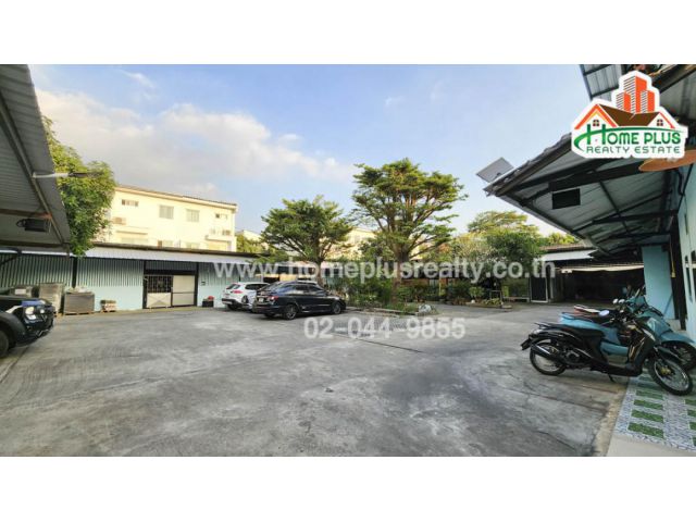 ที่ดินพร้อมออฟฟิศสำนักงาน ซอยโชคชัย4 (ใกล้โรงพยาบาลเปาโลโชคชัย4) เนื้อที่ 281 ตารางวา แปลงริม