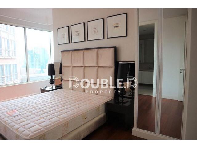 Q Langsuan 2 bedrooms BTS ratchadamri rent 75k