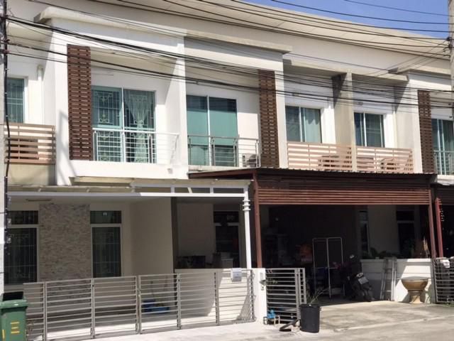 ให้เช่าทาวน์เฮ้าส์ 2ชั้น โครงการ Habitown Watcharapol วัชรพล สายไ