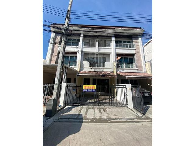 ให้เช่าและขายทาวน์โฮม3ชั้น บ้านกลางเมืองลาดพร้าว 101