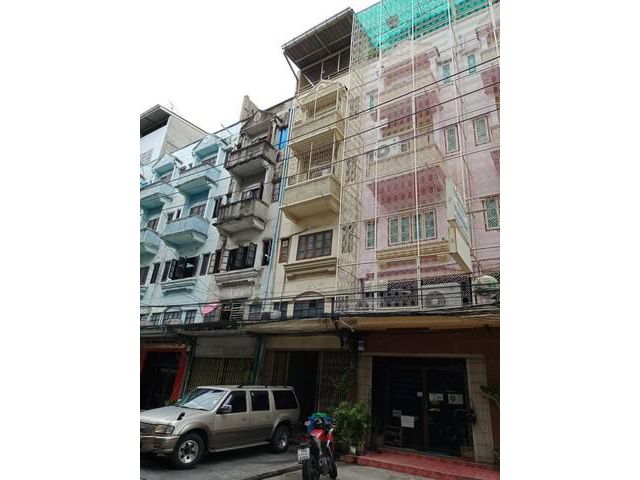 ขายตึกแถว ในซอยเจริญนคร 45 ขนาด 16 ตร.ว ห้า
