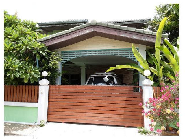 ขายบ้านเดี่ยว   หมู่บ้านฆัมวาน รังสรรค์ ปทุมธานี