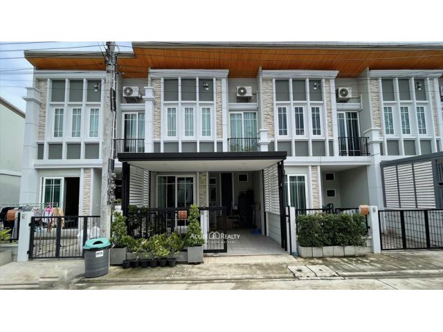 ขาย ทาวน์โฮม โกลเด้น ทาวน์ เพชรเกษม 96 ตรม. 16.7 ตร.วา