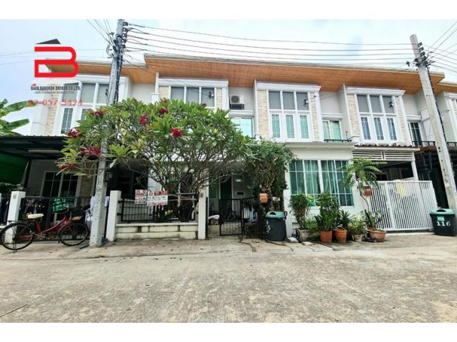 ทาวน์โฮม หมู่บ้าน โกลเด้นทาวน์ รามอินทรา-คู้บอน เนื้อที่ 16.5 ตรว. เขตบางเขน