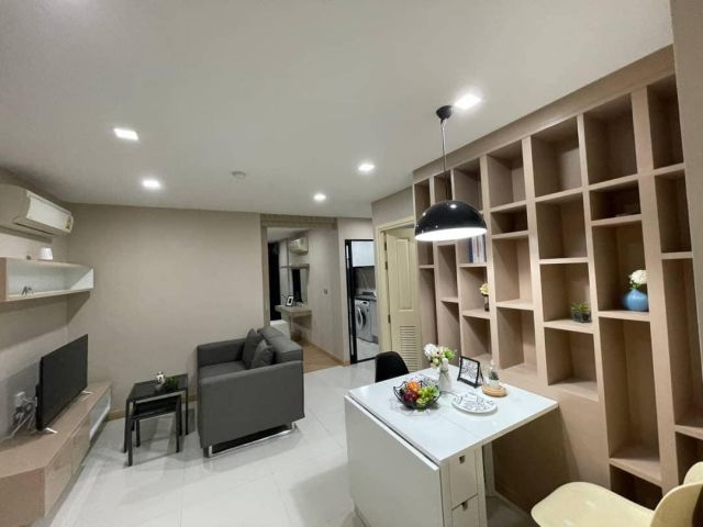 The Ace Ekkamai for rent near BTS Ekkamai 1 bedroom 1 bathroom 40 sqm. rental 18,000 baht/month
