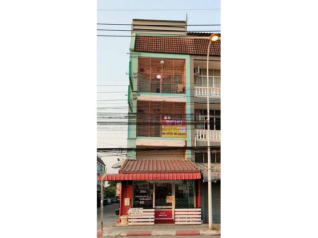 ขายอาคารณิชย์ 3ครึ่ง บวกดาดฟ้า  พื้นที่20ตร.วา บางศรีเมือง ทำเลดี
