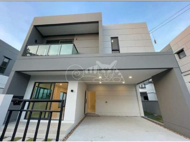 บ้านเดี่ยว 2ชั้น Centro บางนา  3 ห้องนอน 3 ห้องน้ำ จอดรถได้ 2 คัน