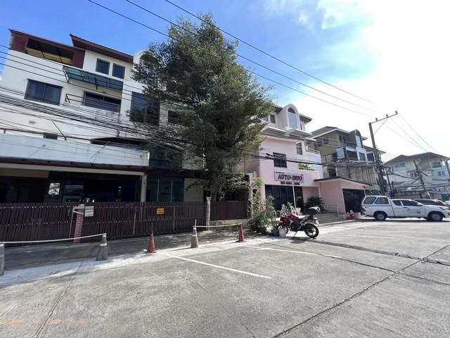 [H350]สำนักงาน ออฟฟิศ 4 ชั้น ทาวน์อินทาวน์ ใจกลางเมือง ย่านธุรกิจ