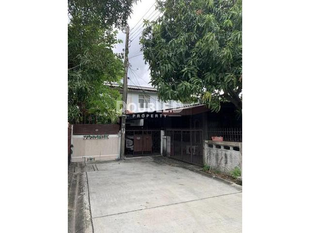 ที่ดินพร้อมบ้าน 47 ตร.ว. ลาดพร้าววังหิน 18 ขาย 4.9 ล้านบาท