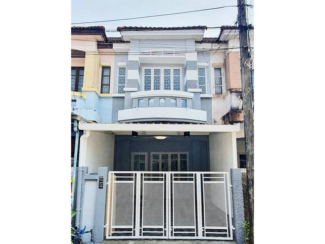 ขายทาวเฮ้าส์ RENOVATE สวยมาก หมู่บ้านบุศรินทร์2 คลอง2 รังสิต ปทุม