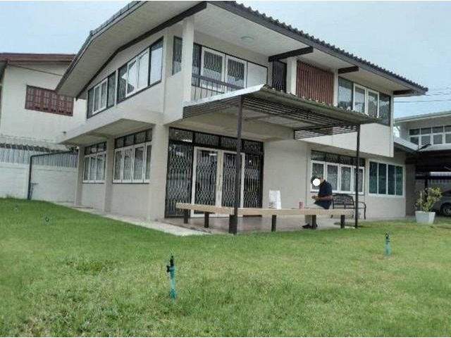 บ้านเดี่ยว 2 ชั้นหลังใหญ่  3ห้องนอน 3ห้องน้ำ ซอยพหลโยธิน44