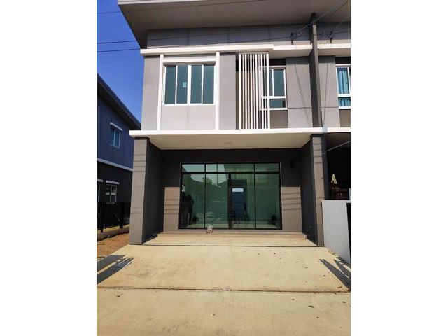 ขายทาวน์เฮาส์ 2 ชั้น หลังมุม  โครงการหมู่บ้านพฤกษาวิลล์