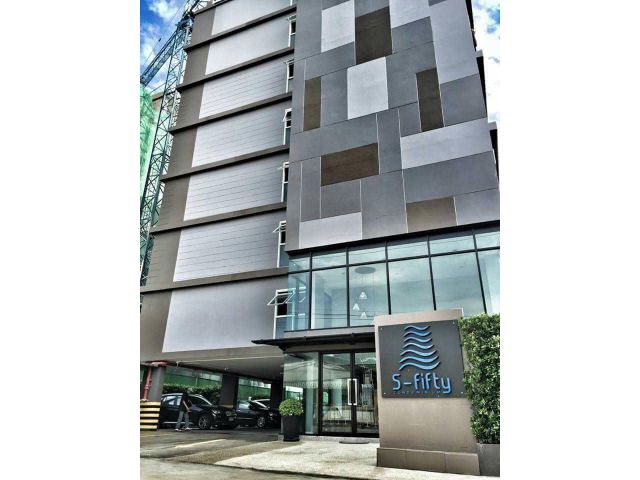 ขายถูกกว่า โครงการ คอนโด S -Fifty สภาพใหม่ (ไม่เคยปล่อยเช่า) ซ.เทพประสิทธิ์พัทยา (สุขุมวิท 50) (เข้าซอยไม่เกิน 200 ม.)  
