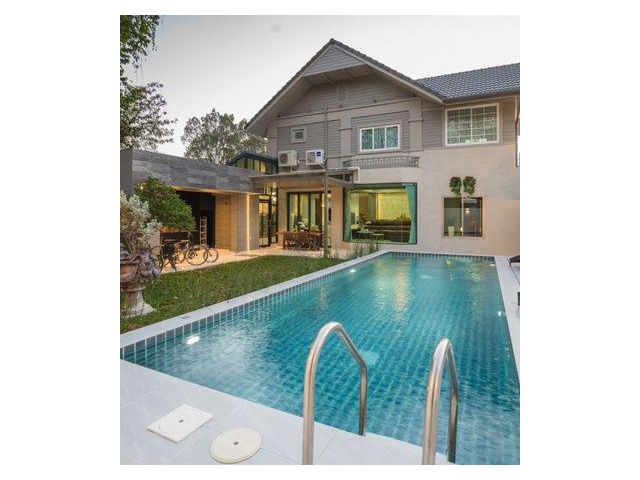 R7 บ้านพร้อมสระว่ายน้ำส่วนตัว ตกแต่งใหม่ บิ้วท์อินลักซูรี่ ทั้งหล