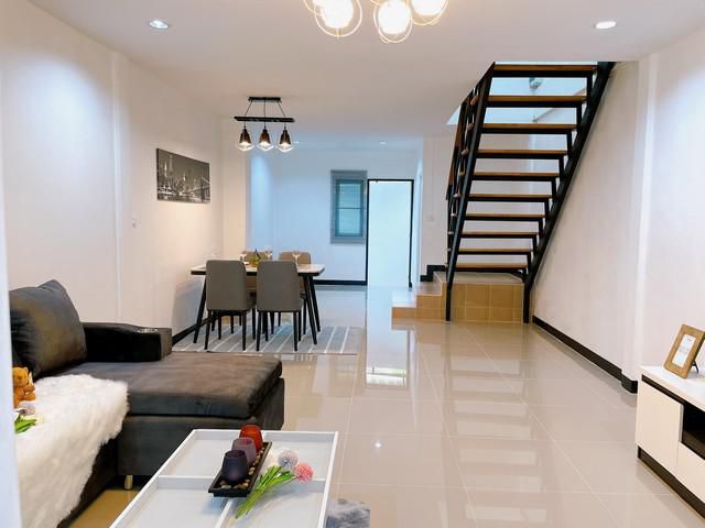 ขายทาวน์เฮ้าส์ 2 ชั้น หมู่บ้านรังสิยา รามอินทรา 64
