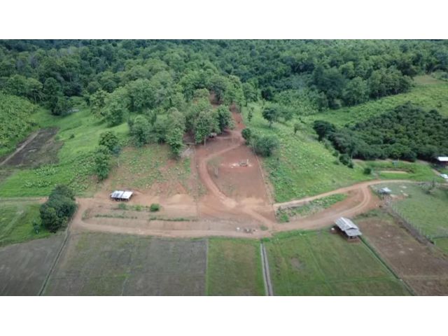 #ขายที่ดินแม่แตง ที่ดินเนินเขา วิวสวย เนื้อที่ 3-3-98 ไร่ ยกแปลง 3.8 ล.