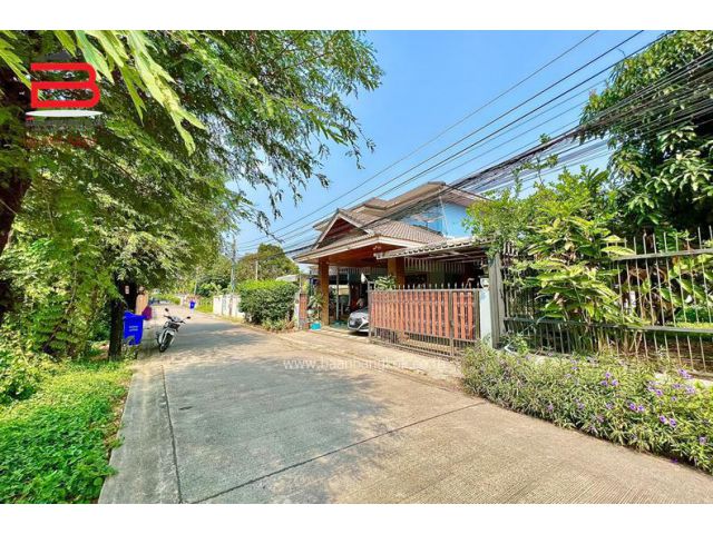 บ้านเดี่ยวหลังใหญ่ ศรีสมาน 4 เนื้อที่ 100 ตรว. ถนนติวานนท์ อ.ปากเกร็ด จ.นนทบุรี